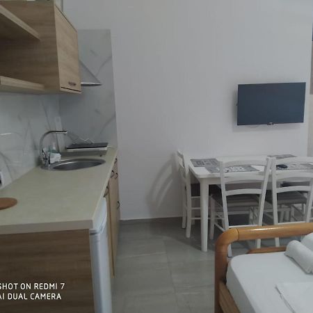 Mohito Beach Apartment 4 Sarande Bagian luar foto