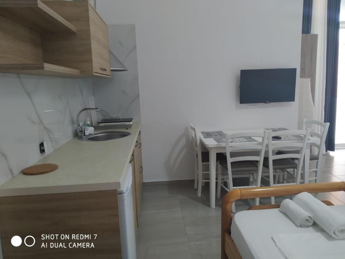 Mohito Beach Apartment 4 Sarande Bagian luar foto